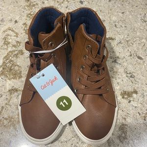 Toddler boys 11 boots